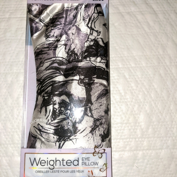 Satin Weighted Sleep Mask (unscented) - Picture 1 of 5
